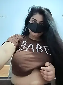 Hot-Soniya733 online show from 06/19/26, 12:48