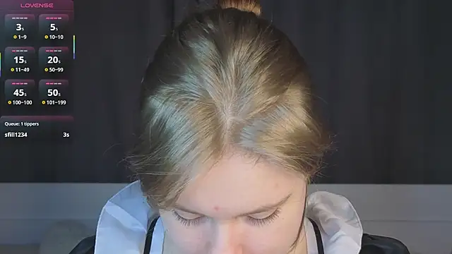 JulietteRain online show from 12/17/25, 05:19