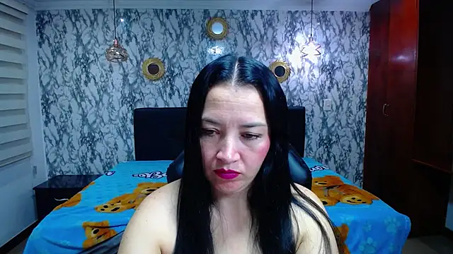 CharlotteSchmidtt online show from 09/10/25, 11:32