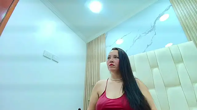 CharlotteSchmidtt online show from 04/21/26, 11:38