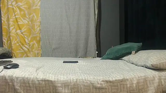 SEXYHUGEASS21 online show from 07/02/26, 05:13