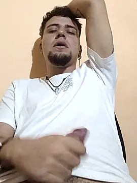 Snapshot of Juuaanp3 chatting on 10/08/25, 01:47 Juuaanp3 online show from 10/08/25, 01:47