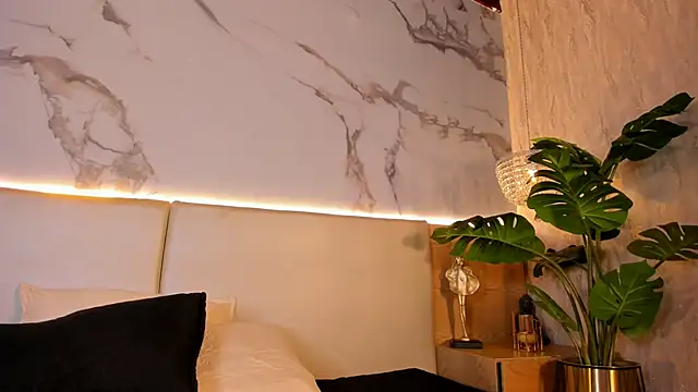 Celeste-Evanns online show from 02/21/26, 07:59