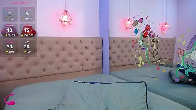 tiiny emilly online show from 10/01/25, 09:32