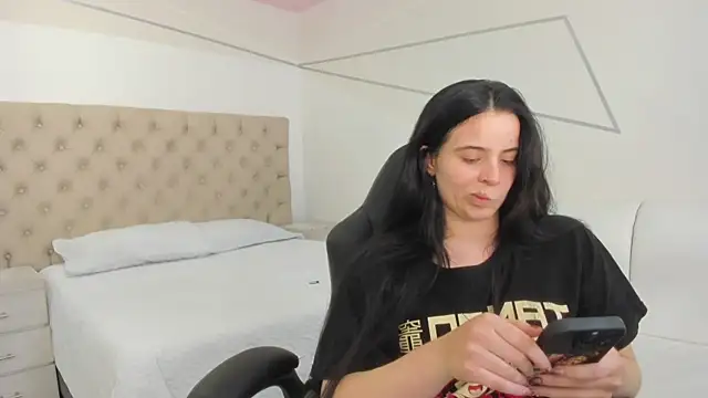 ChannelWhite  online show from 09/29/25, 10:36