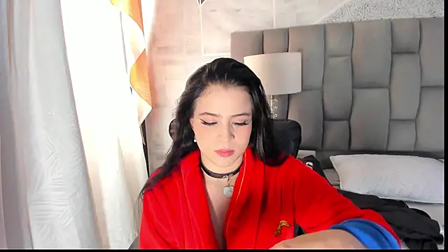 ChannelWhite  online show from 10/14/25, 09:26