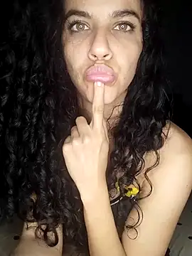 lucerocutte online show from 11/29/25, 04:04