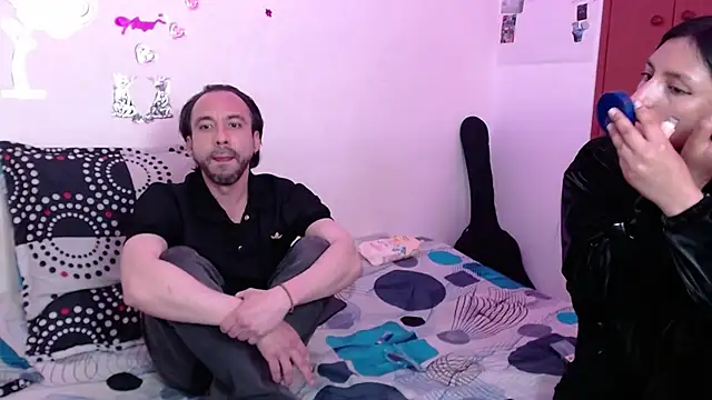 Snapshot of EvaHarryy chatting on 09/21/25, 02:46 EvaHarryy online show from 09/21/25, 02:46