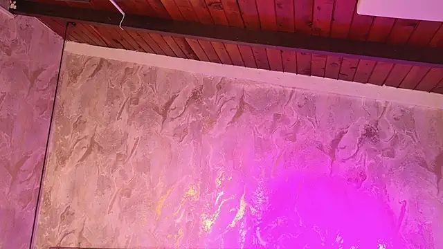 gemma sm online show from 09/18/25, 03:08