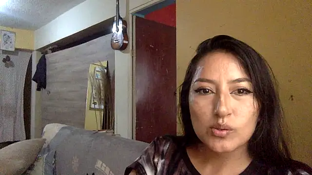 Snapshot of AlbyberCH chatting on 02/06/26, 08:34 AlbyberCH online show from 02/06/26, 08:34