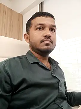 Snapshot of VJ17 chatting on 09/16/25, 06:03 VJ17 online show from 09/16/25, 06:03