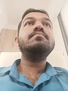 Snapshot of VJ17 chatting on 09/26/25, 05:11 VJ17 online show from 09/26/25, 05:11