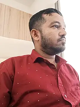 Snapshot of VJ17 chatting on 10/08/25, 06:33 VJ17 online show from 10/08/25, 06:33