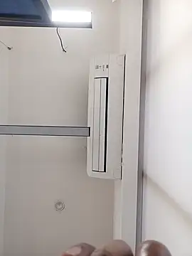 Snapshot of VJ17 chatting on 10/12/25, 09:19 VJ17 online show from 10/12/25, 09:19