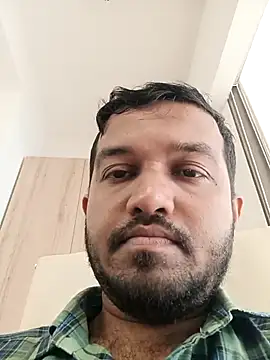 Snapshot of VJ17 chatting on 10/24/25, 05:48 VJ17 online show from 10/24/25, 05:48