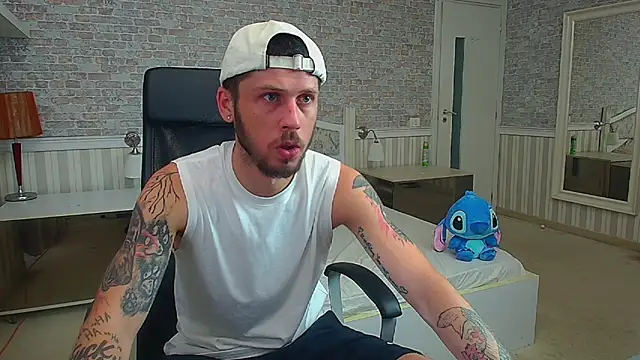 JonahShaw online show from 07/21/26, 04:26