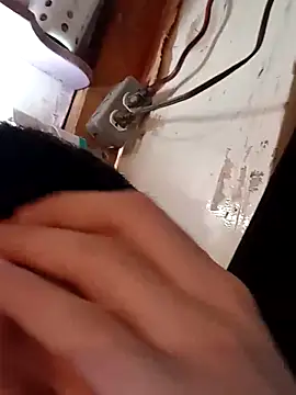 Snapshot of LUISSLEONN0958 chatting on 09/16/25, 08:21 LUISSLEONN0958 online show from 09/16/25, 08:21