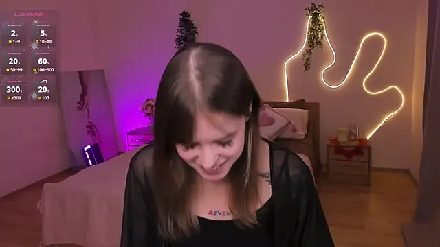 Lisa Blossom online show from 05/12/26, 06:10