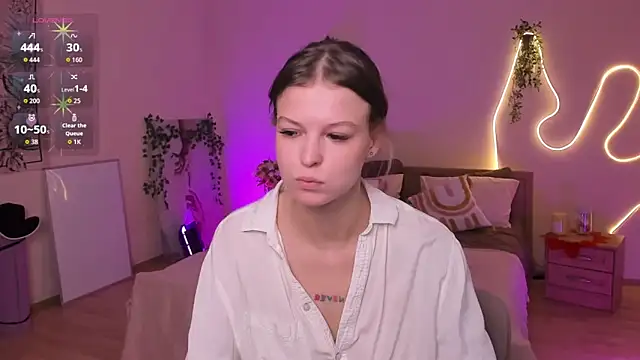 Lisa Blossom online show from 07/10/26, 05:01
