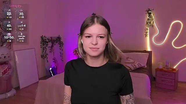 Lisa Blossom online show from 07/17/26, 06:09