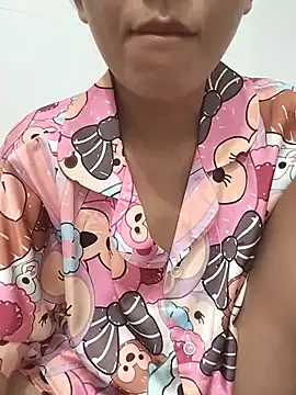 Sexyladzy online show from 09/18/25, 01:46