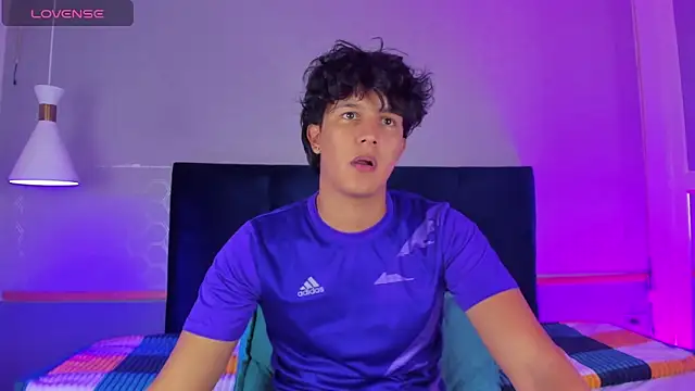 Leo Savage  online show from 09/10/25, 04:01