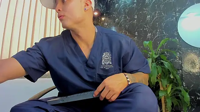 Alexander ferre online show from 10/16/25, 05:03