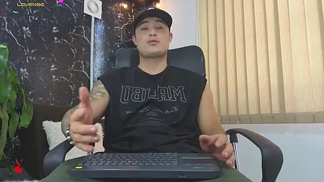 Alexander ferre online show from 03/20/26, 01:27