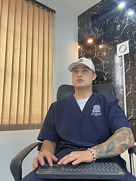 Alexander ferre online show from 04/07/26, 01:44