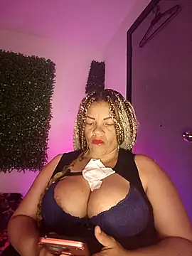 Eva Luxei online show from 11/29/25, 05:43