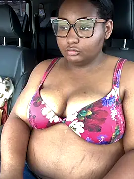 PoppyLuxe online show from 11/08/25, 03:12