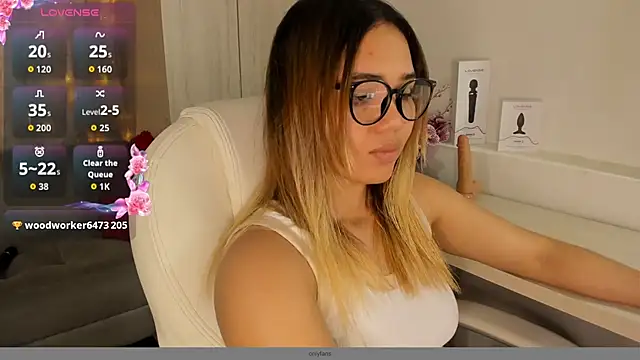 Snapshot of kata22sofia chatting on 09/22/25, 03:14 kata22sofia online show from 09/22/25, 03:14