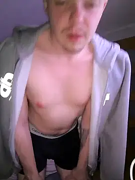 Twojsynek1997 online show from 04/16/26, 08:42