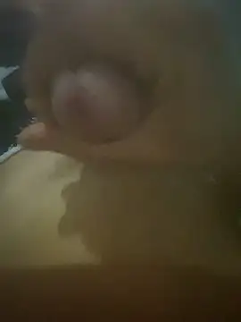 Snapshot of Eogerareeh chatting on 12/22/25, 09:56 Eogerareeh online show from 12/22/25, 09:56