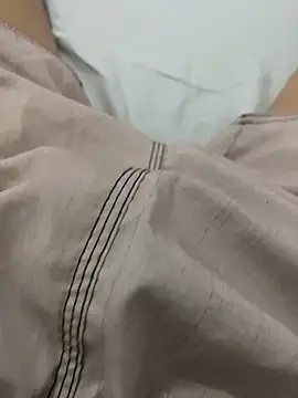 Snapshot of Eogerareeh chatting on 04/06/26, 02:42 Eogerareeh online show from 04/06/26, 02:42