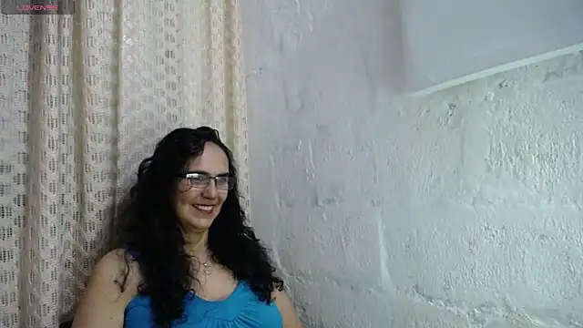 gabbyparker  online show from 09/20/25, 09:43