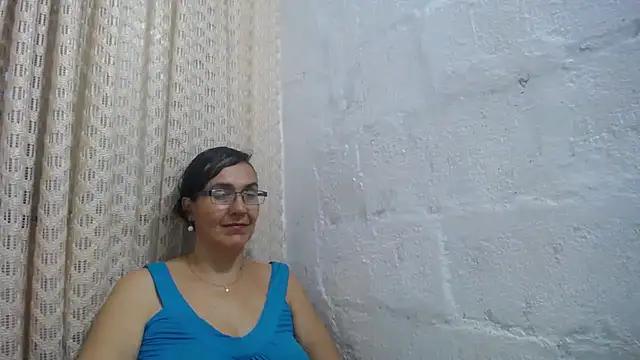 Snapshot of gabbyparker_ chatting on 05/01/26, 10:53 gabbyparker online show from 05/01/26, 10:53