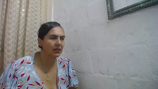 Snapshot of gabbyparker_ chatting on 05/14/26, 09:38 gabbyparker online show from 05/14/26, 09:38