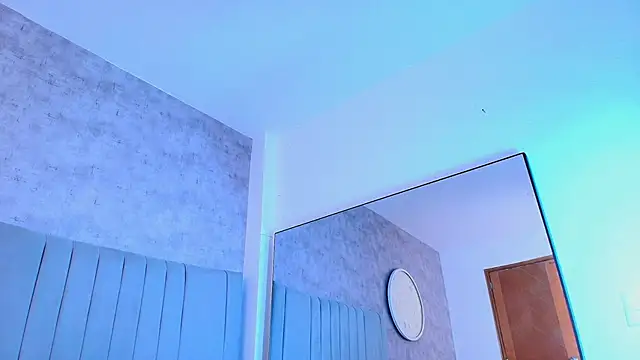 karla-ruiz online show from 10/20/25, 07:14