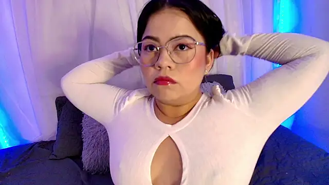 LilyRousee online show from 04/24/26, 03:09