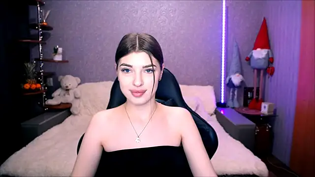 Dianaa Lee0 online show from 12/17/25, 09:54