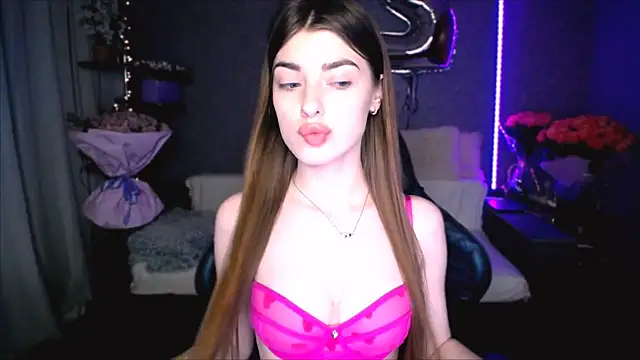 Dianaa Lee0 online show from 04/20/26, 08:10