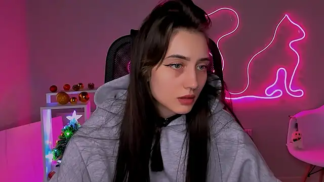 Snapshot of olivianorton chatting on 01/08/26, 09:44 olivianorton online show from 01/08/26, 09:44