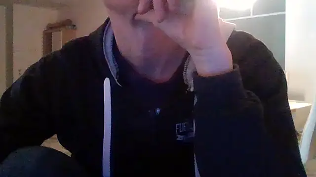 Snapshot of Trockenbau chatting on 05/22/26, 08:32 Trockenbau online show from 05/22/26, 08:32