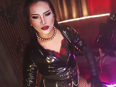 Snapshot of Hail_ur_Dominant chatting on 01/12/26, 07:41 Hail ur Dominant online show from 01/12/26, 07:41