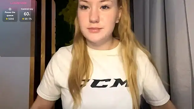 PandaFluff online show from 10/29/25, 04:20