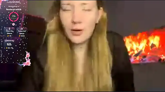 PandaFluff online show from 04/15/26, 07:58