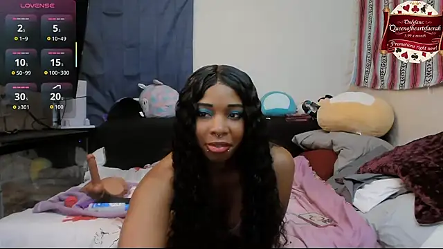 Snapshot of Queenofheartsfaerah chatting on 06/03/26, 01:36 Queenofheartsfaerah online show from 06/03/26, 01:36