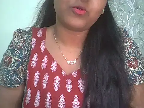 its me Rashmi online show from 01/07/26, 04:20