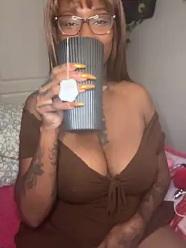 MistiSavannah online show from 11/15/25, 11:18